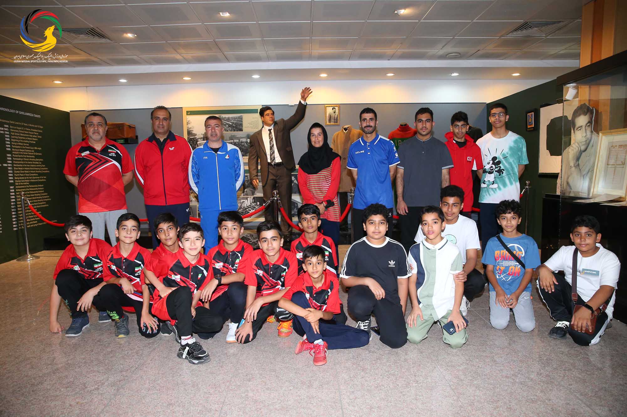 بازدید بازیکنان تیم ملی تنیس روی میز هوپس ایران و بازیکنان تیم ملی تنیس روی میز هوپس، نوجوانان و جوانان عمان از موزه ملی ورزش، المپیک، پارالمپیک
