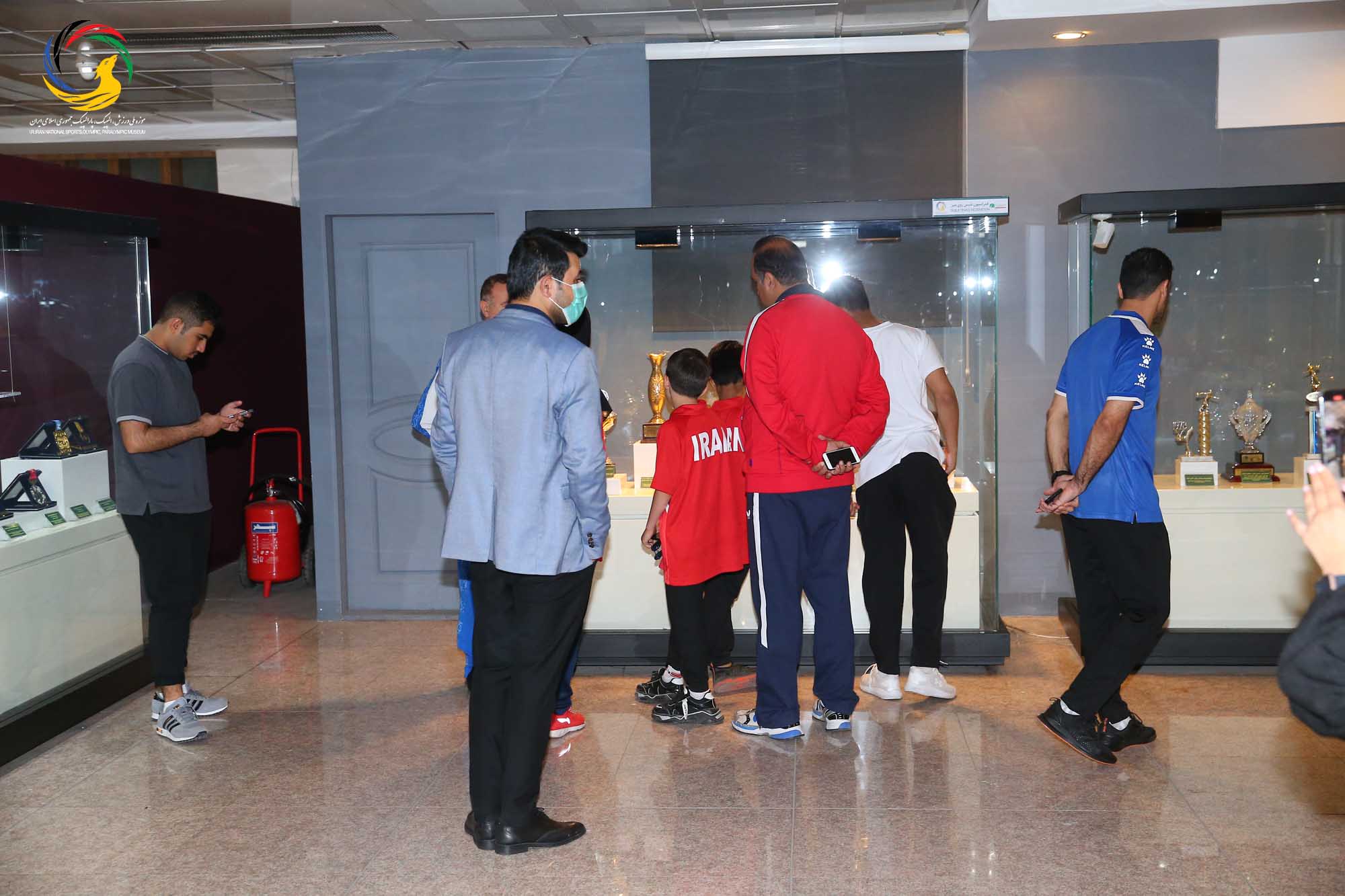 بازدید بازیکنان تیم ملی تنیس روی میز هوپس ایران و بازیکنان تیم ملی تنیس روی میز هوپس، نوجوانان و جوانان عمان از موزه ملی ورزش، المپیک، پارالمپیک