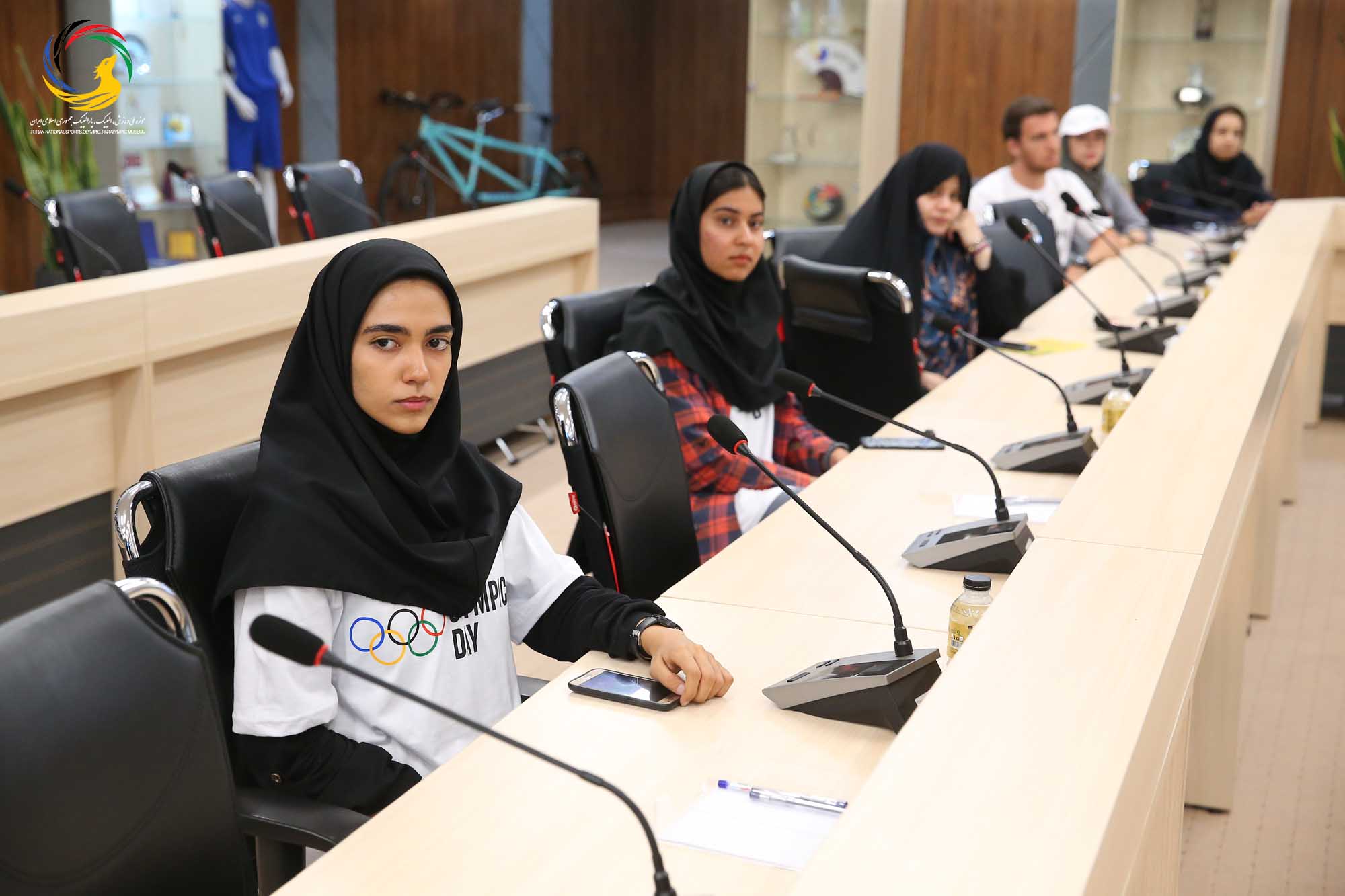 بازدید دانشجویان دانشکده تربیت بدنی دانشگاه تهران از موزه ملی ورزش، المپیک، پارالمپیک