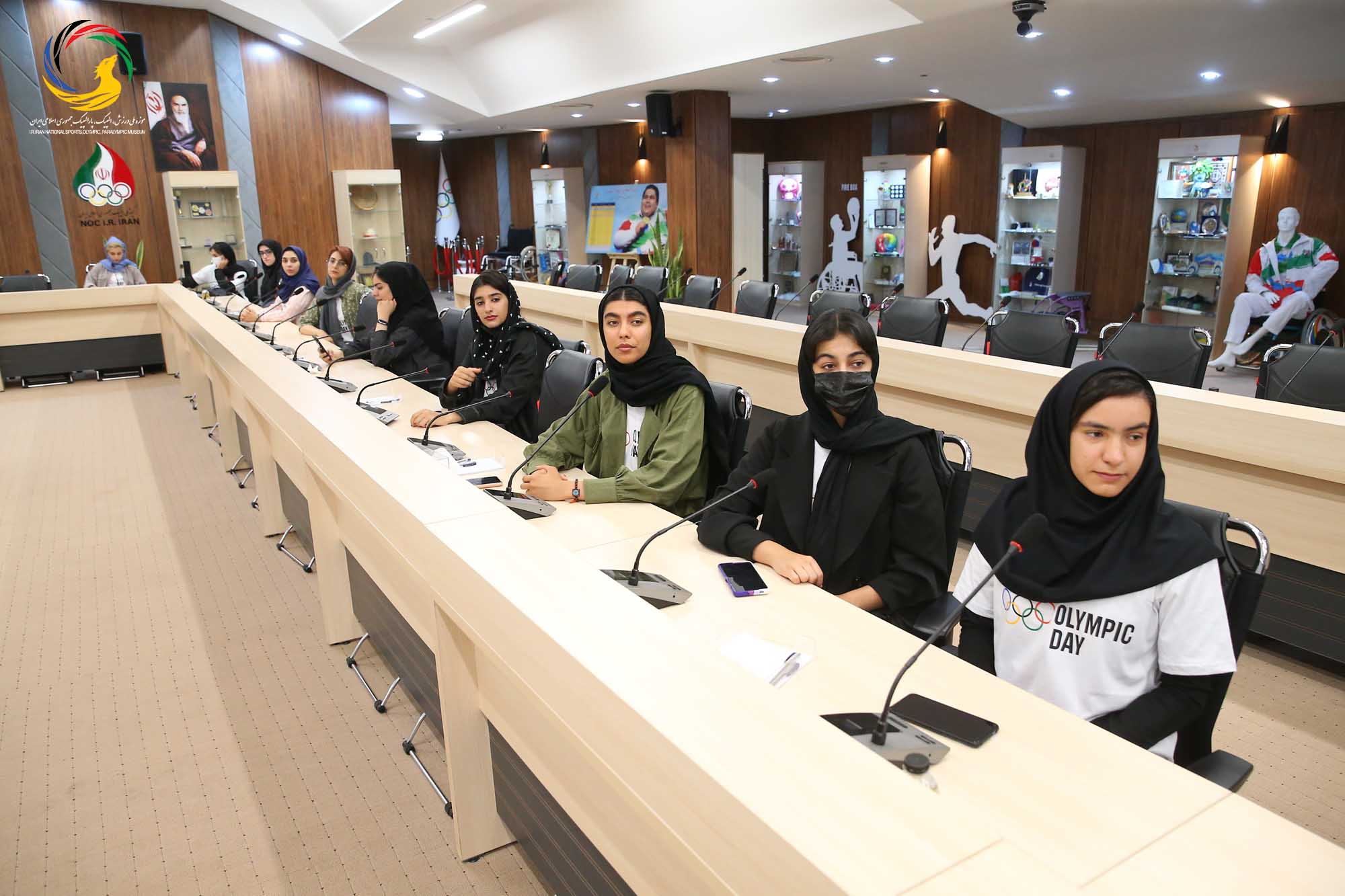 بازدید دانشجویان دانشکده تربیت بدنی دانشگاه تهران از موزه ملی ورزش، المپیک، پارالمپیک