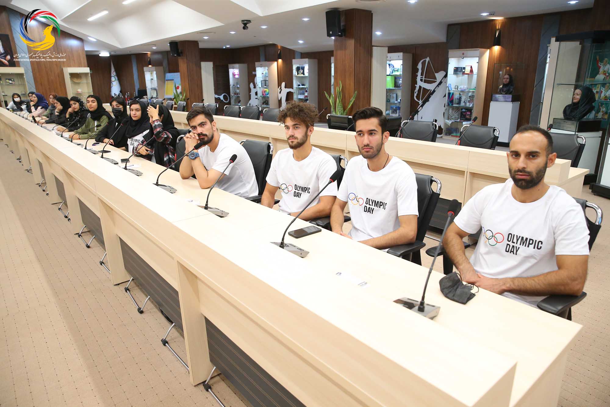 بازدید دانشجویان دانشکده تربیت بدنی دانشگاه تهران از موزه ملی ورزش، المپیک، پارالمپیک