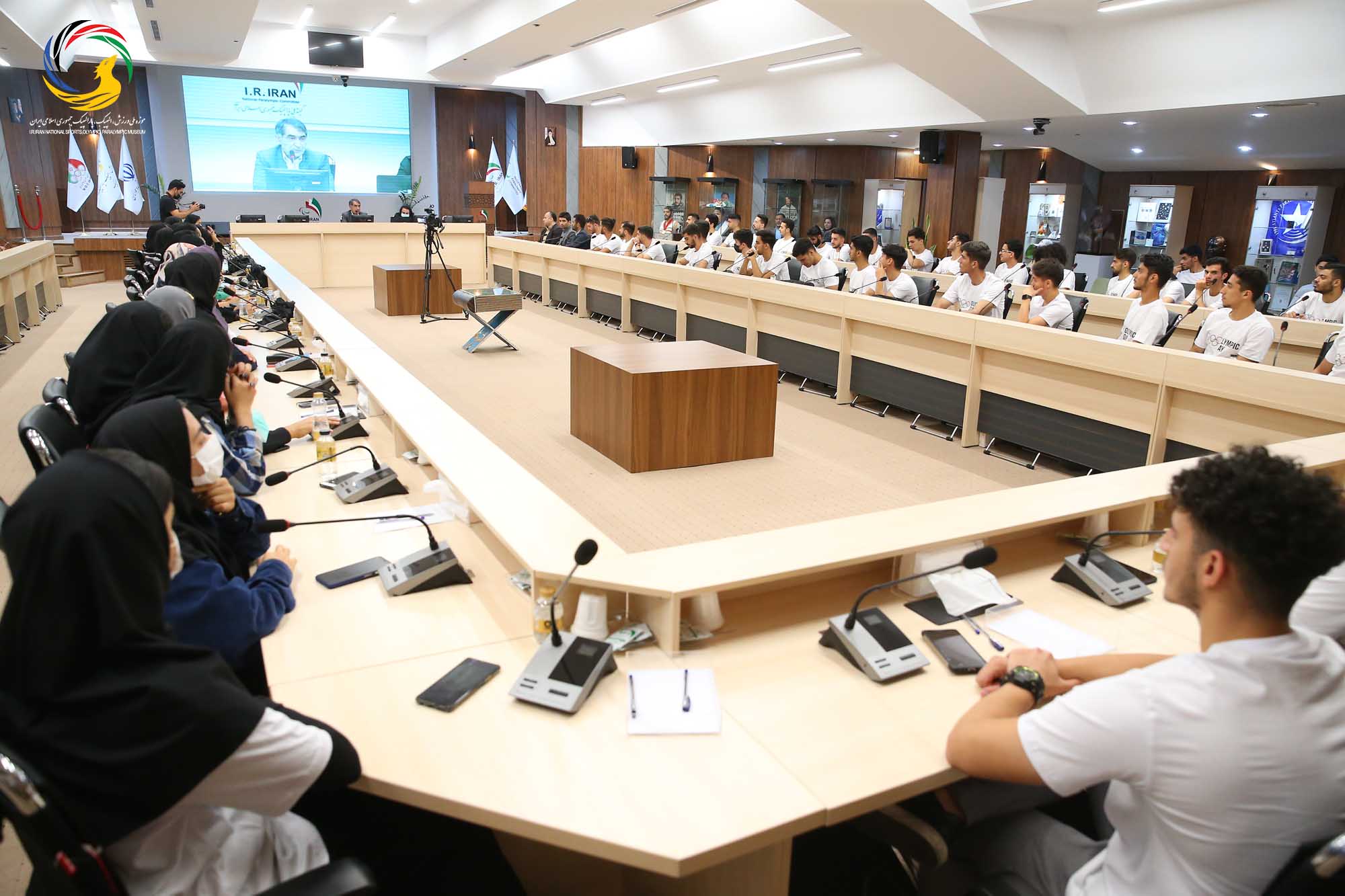 بازدید دانشجویان دانشکده تربیت بدنی دانشگاه تهران از موزه ملی ورزش، المپیک، پارالمپیک