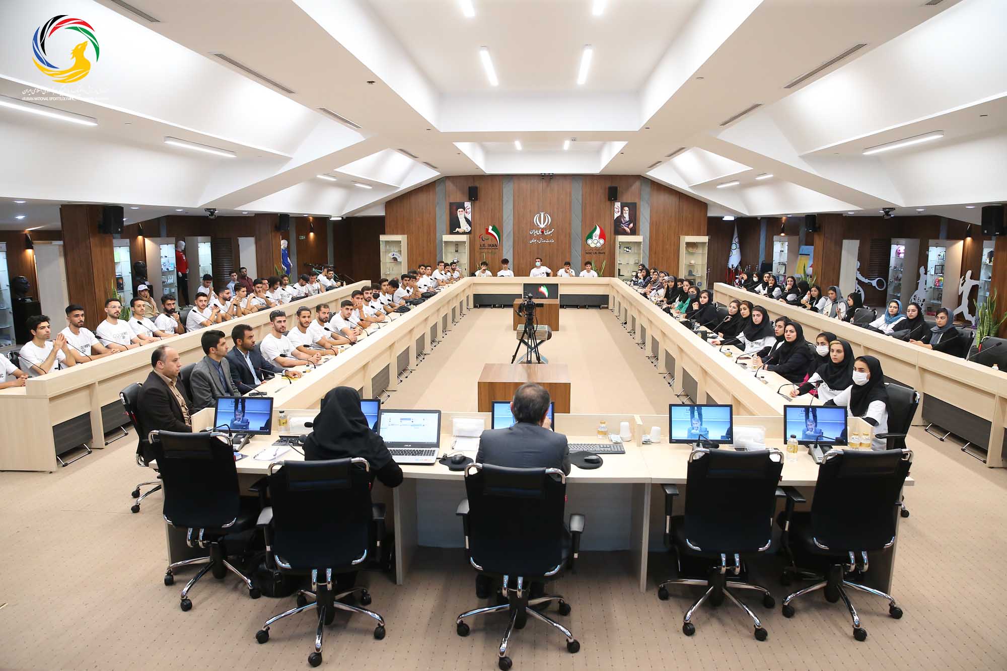 بازدید دانشجویان دانشکده تربیت بدنی دانشگاه تهران از موزه ملی ورزش، المپیک، پارالمپیک