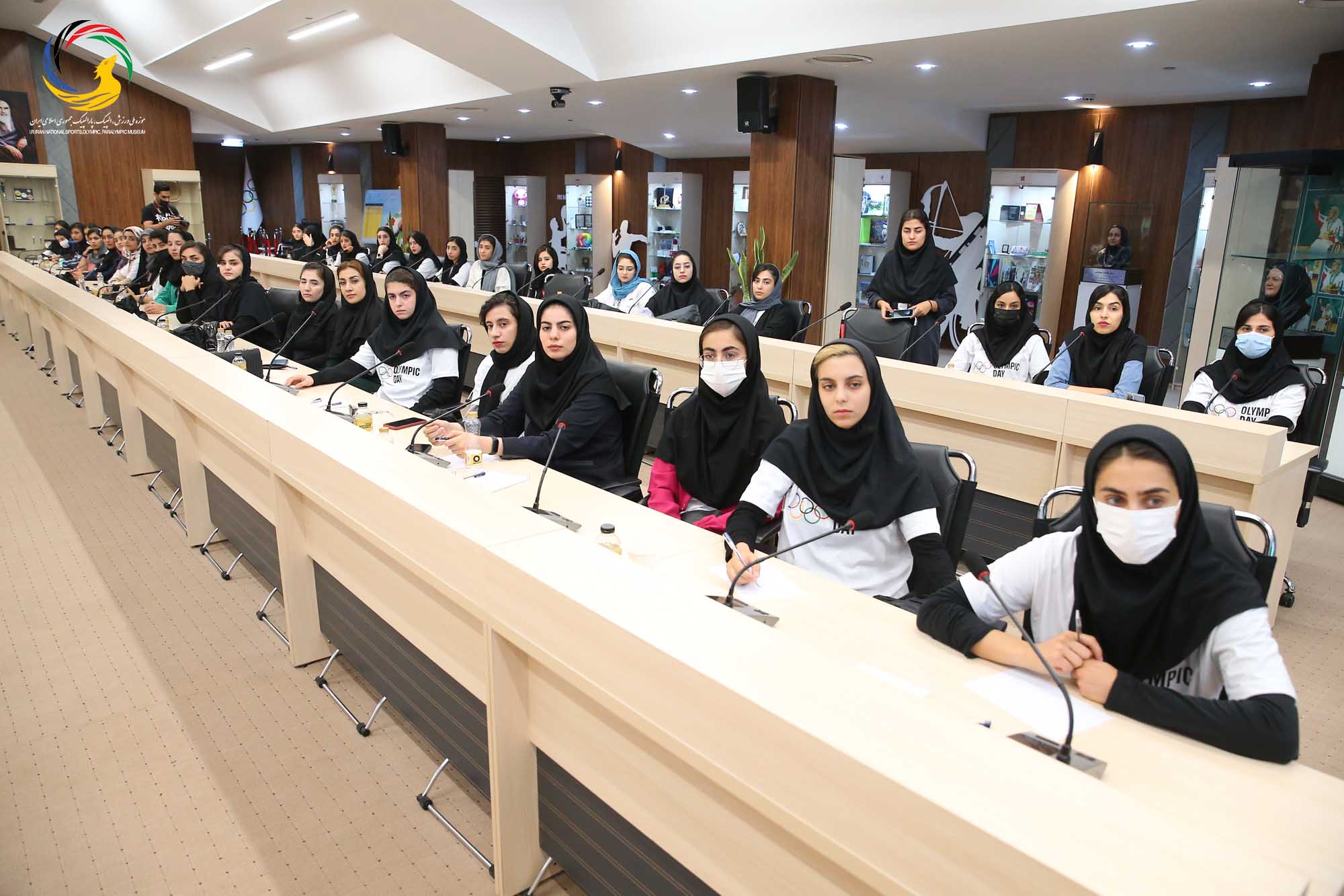 بازدید دانشجویان دانشکده تربیت بدنی دانشگاه تهران از موزه ملی ورزش، المپیک، پارالمپیک