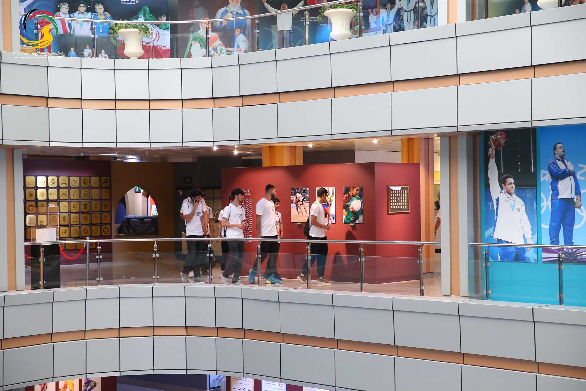 بازدید دانشجویان دانشکده تربیت بدنی دانشگاه تهران از موزه ملی ورزش، المپیک، پارالمپیک