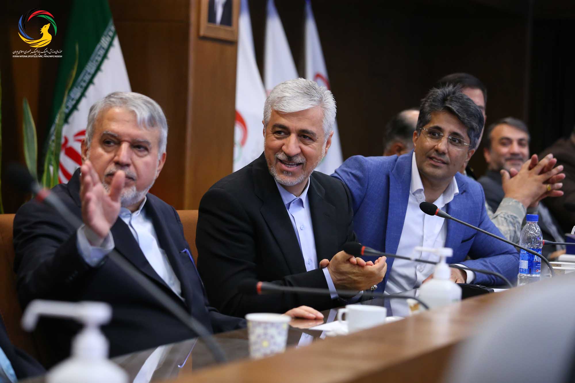 مراسم تجلیل از پیشکسوتان بوکس ایران و رونمایی از سردیس ماسیس هامبارسومیان