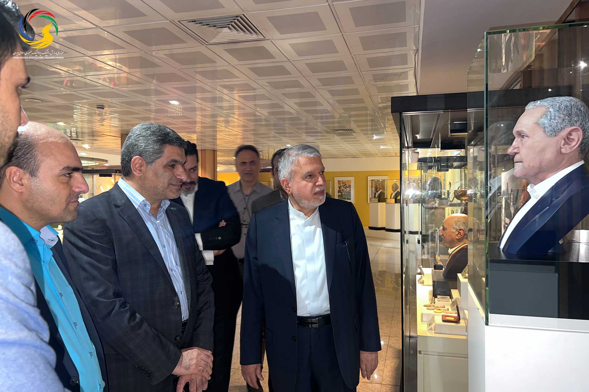 بازدید محسن پازوکی مدیرعامل بیمارستان محب کوثر از موزه ملی ورزش، المپیک، پارالمپیک