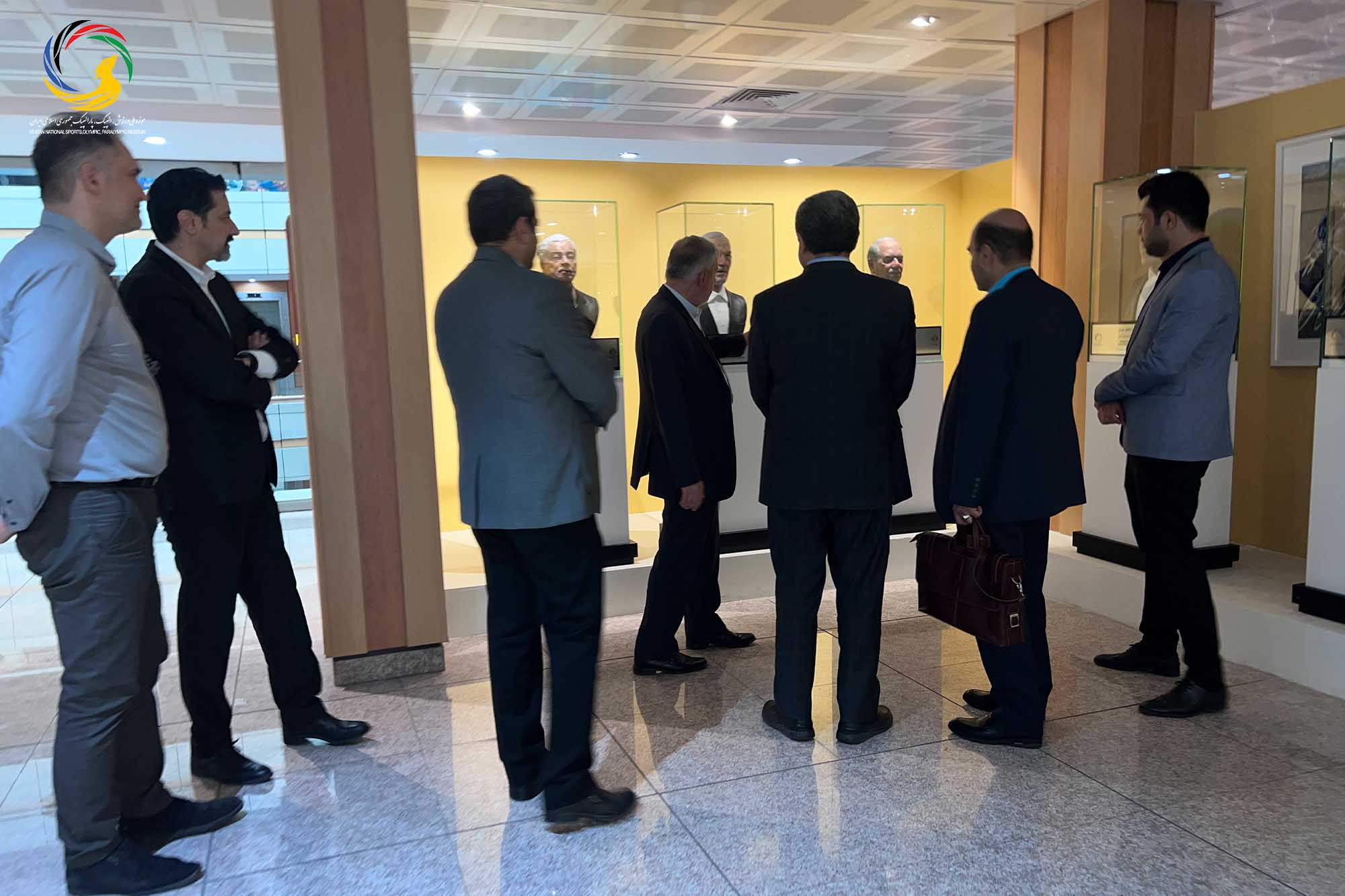 بازدید محسن پازوکی مدیرعامل بیمارستان محب کوثر از موزه ملی ورزش، المپیک، پارالمپیک