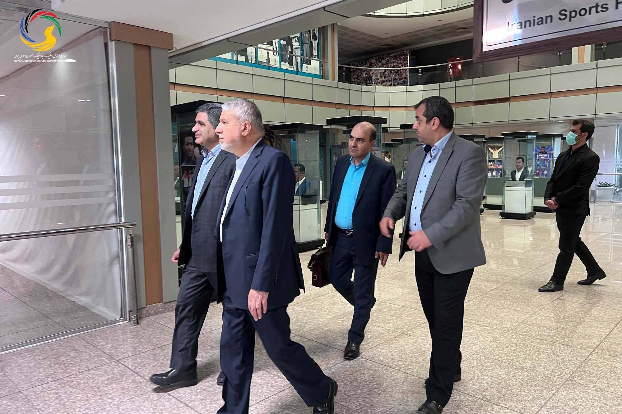 بازدید محسن پازوکی مدیرعامل بیمارستان محب کوثر از موزه ملی ورزش، المپیک، پارالمپیک