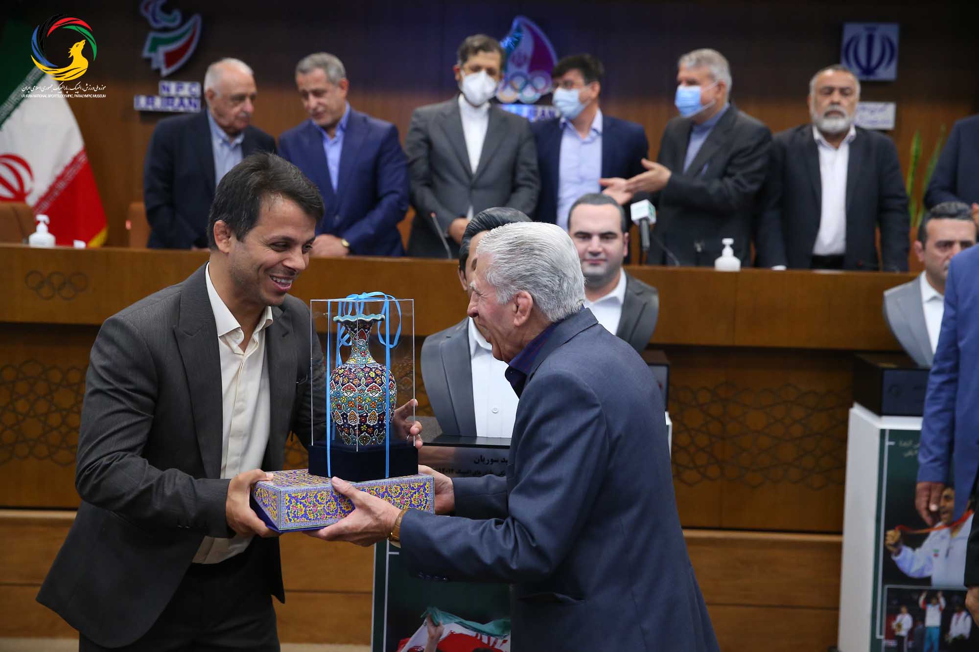 مراسم رونمایی از سردیس قهرمانان المپیک (علیرضا دبیر، یوسف کرمی، مراد محمدی، حمید سوریان و بهداد سلیمی)