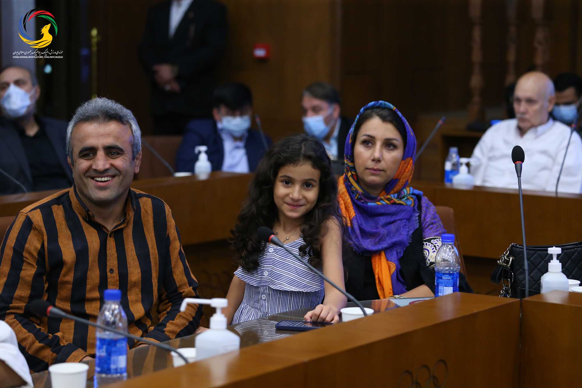 مراسم رونمایی از سردیس قهرمانان المپیک (علیرضا دبیر، یوسف کرمی، مراد محمدی، حمید سوریان و بهداد سلیمی)