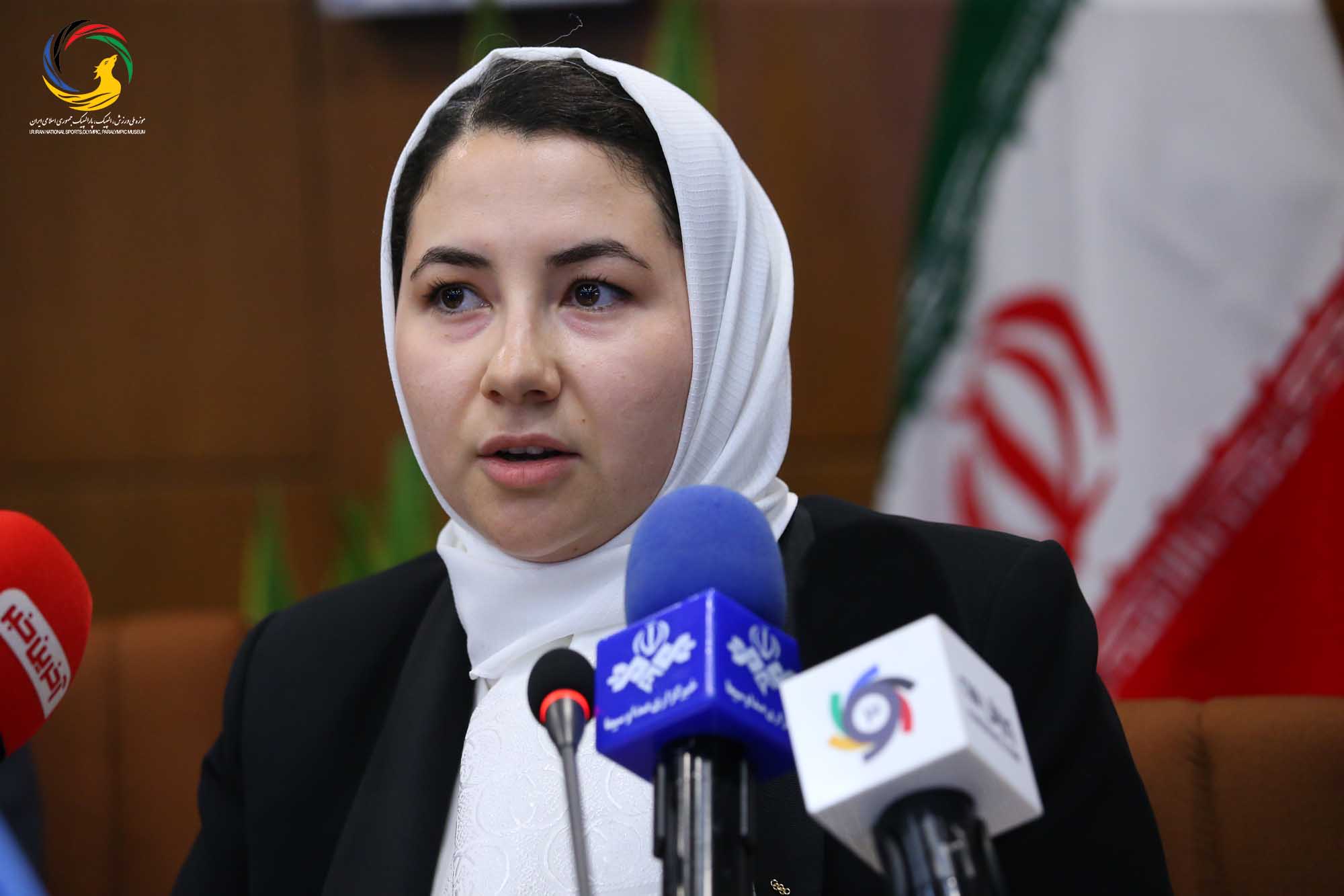 مراسم رونمایی از سردیس قهرمانان المپیک (علیرضا دبیر، یوسف کرمی، مراد محمدی، حمید سوریان و بهداد سلیمی)