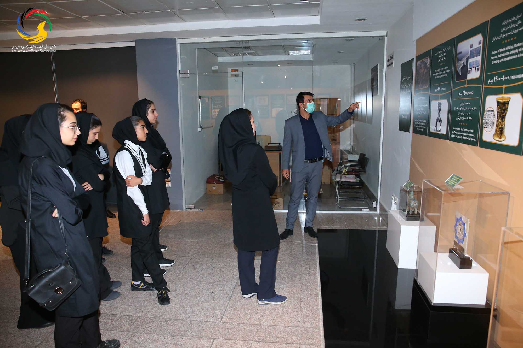 بازدید دختران اسنوکر زیر 21 سال کشوری از موزه ملی ورزش، المپیک، پارالمپیک