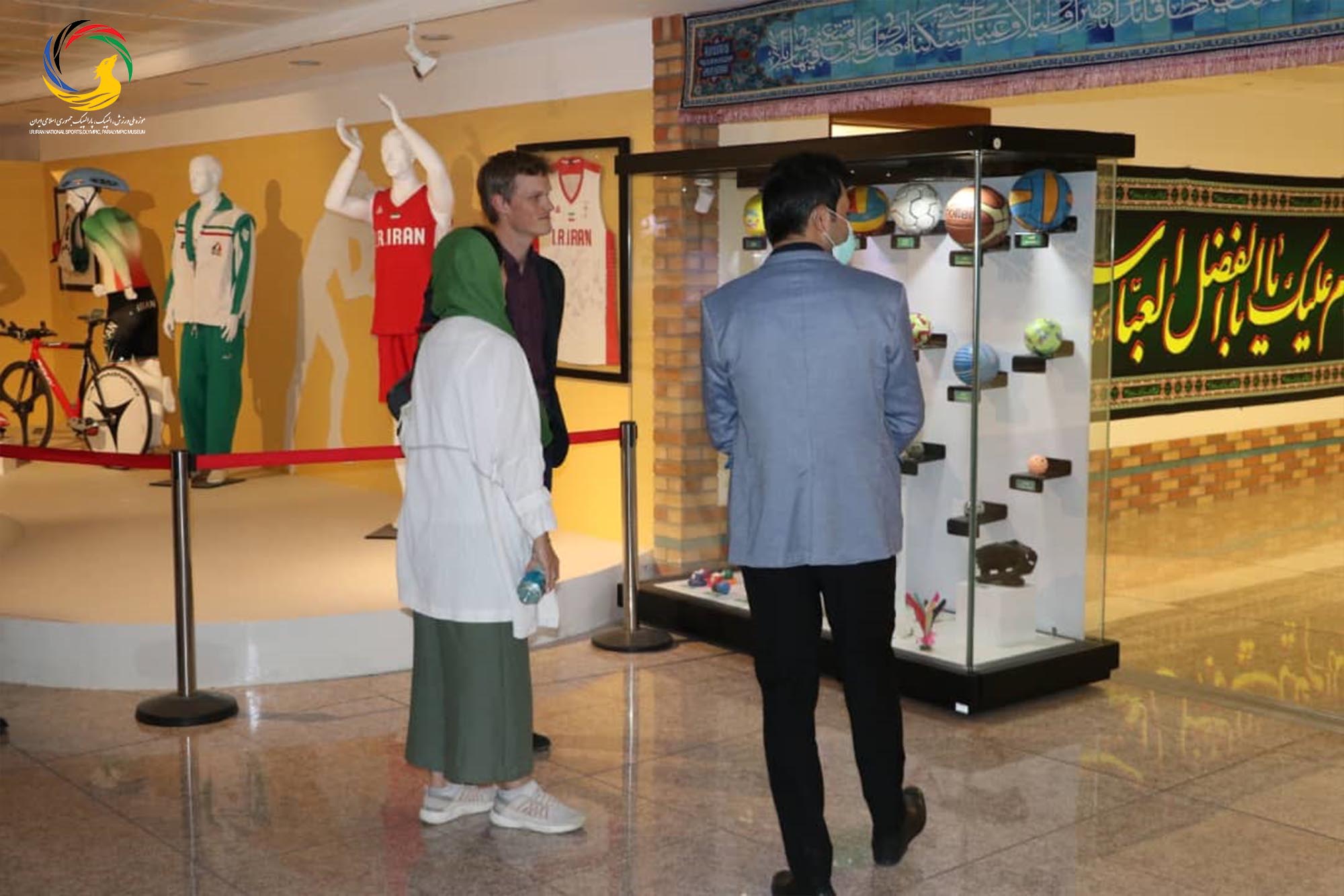 بازدید رایزن فرهنگ و مسئول ورزش سفارت آلمان از موزه ملی ورزش، المپیک، پارالمپیک