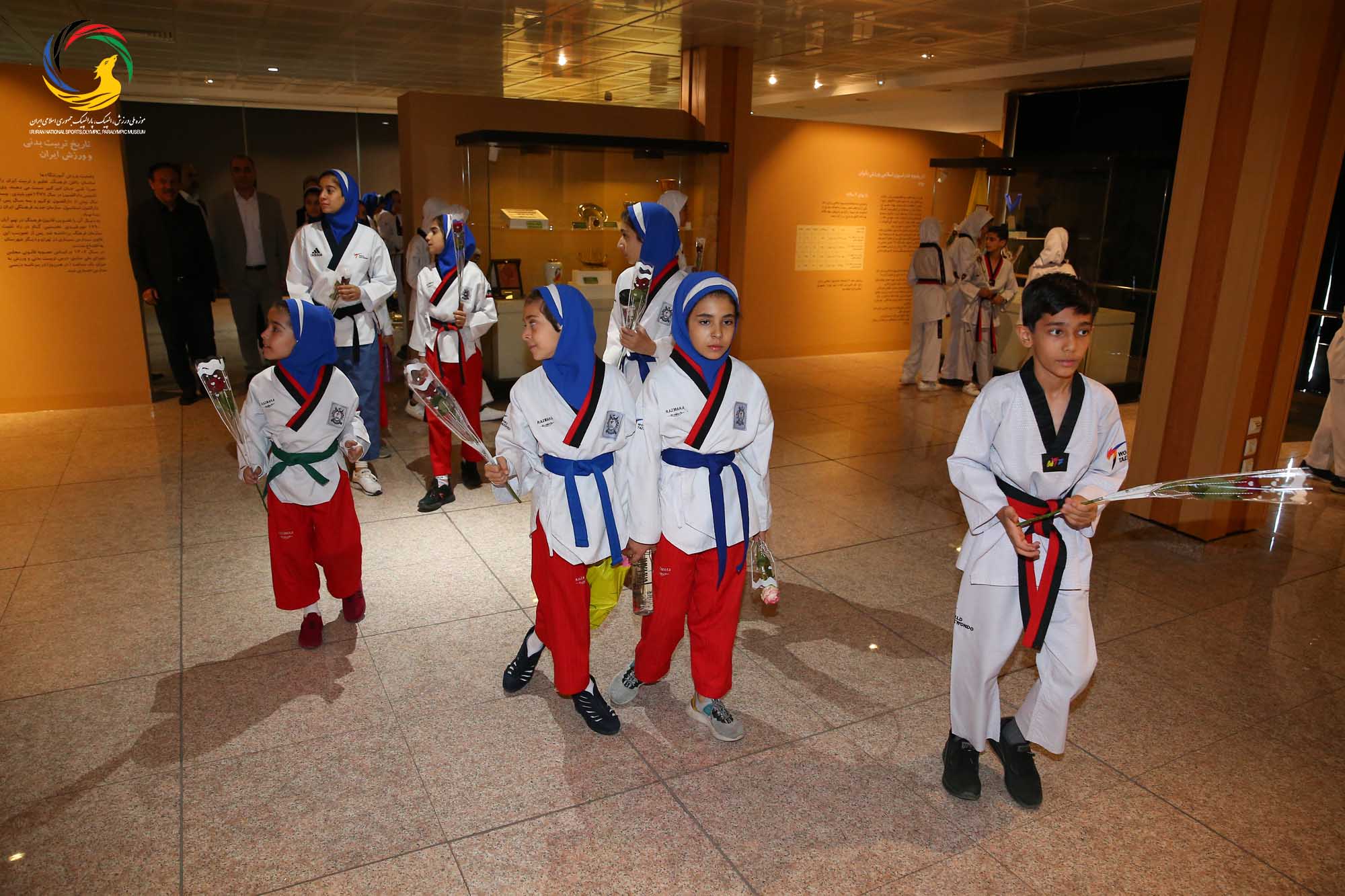 بازدید جمعی از مسئولین و تکواندوکاران استان تهران