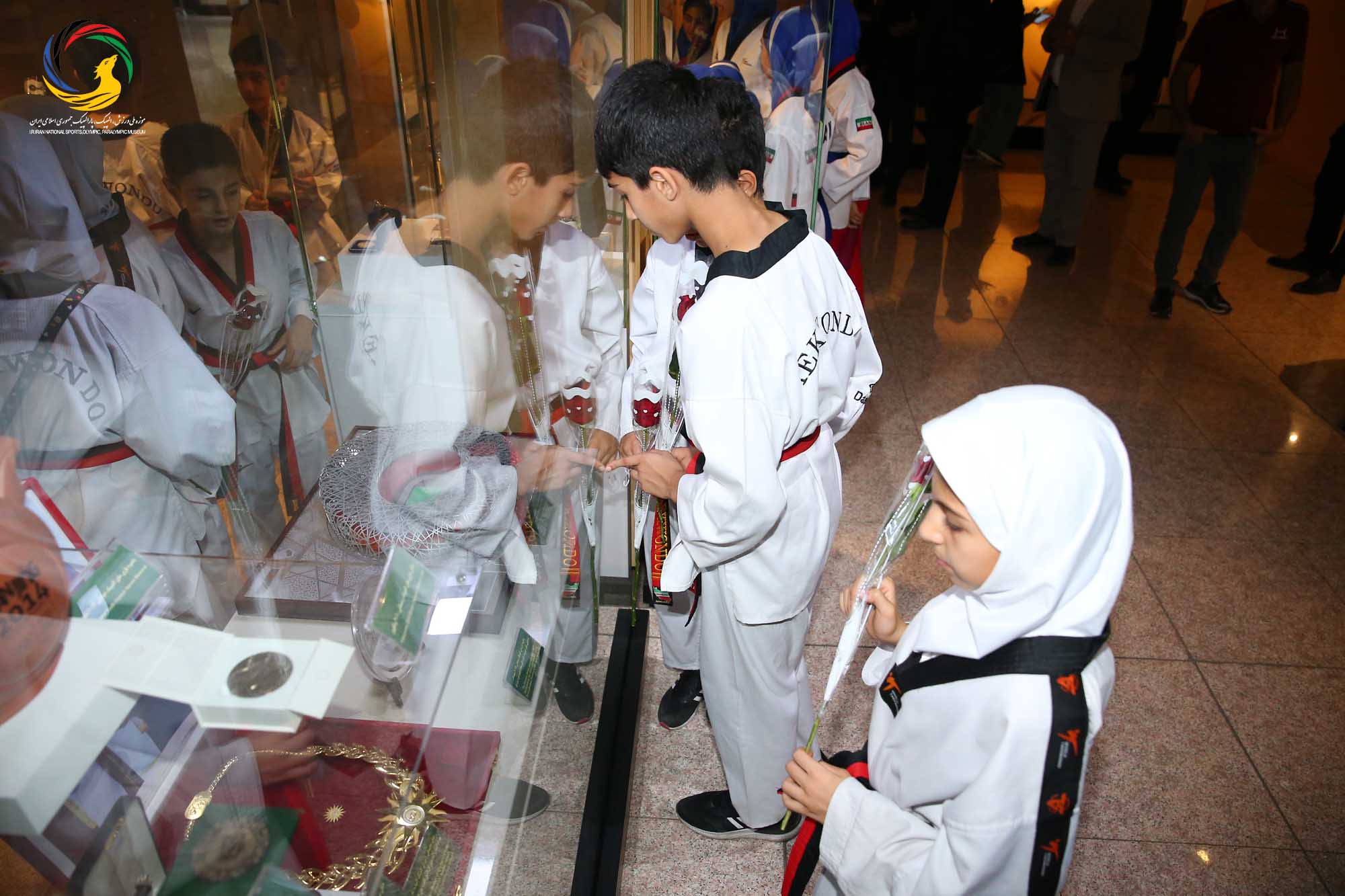 بازدید جمعی از مسئولین و تکواندوکاران استان تهران