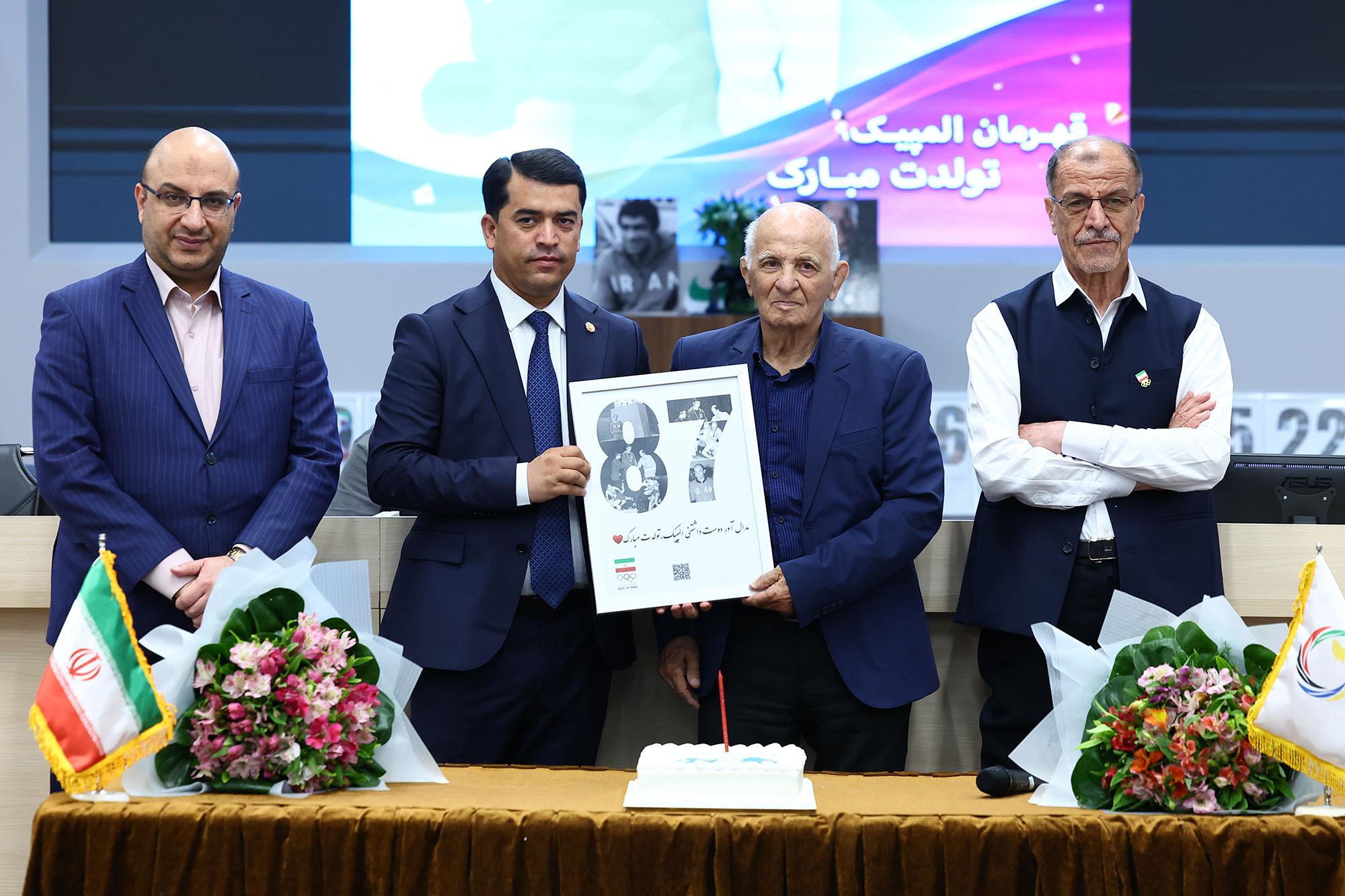 مراسم جشن تولد مدال آوران المپیکی ماه های خرداد ، تیر و مرداد