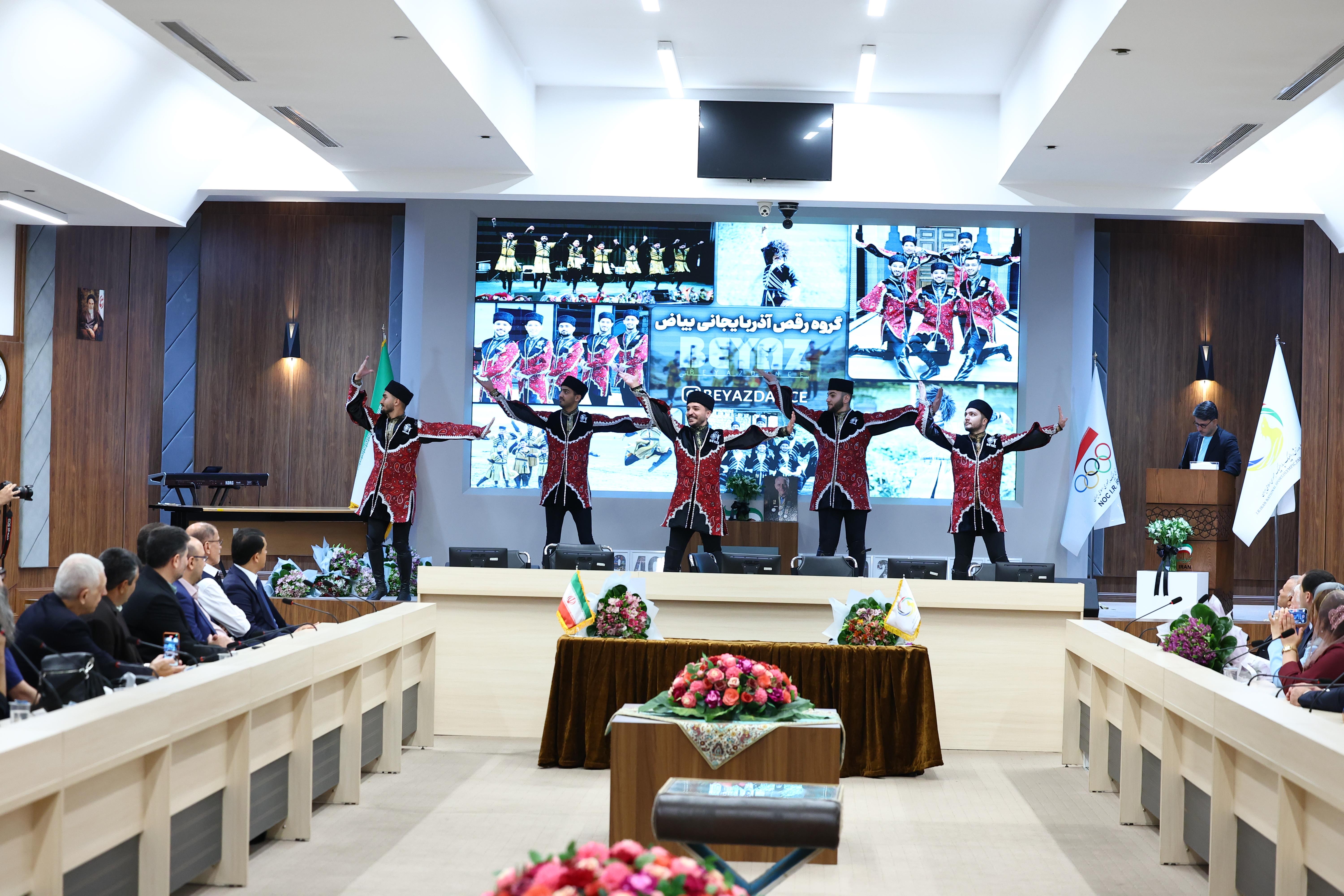 مراسم تولد مدال آوران ادوار المپیک، ماه های خرداد، تیر، مرداد با حضور رئیس کمیته کار با جوانان و ورزش جمهوری تاجیکستان و مسئولان کمیته ملی المپیک