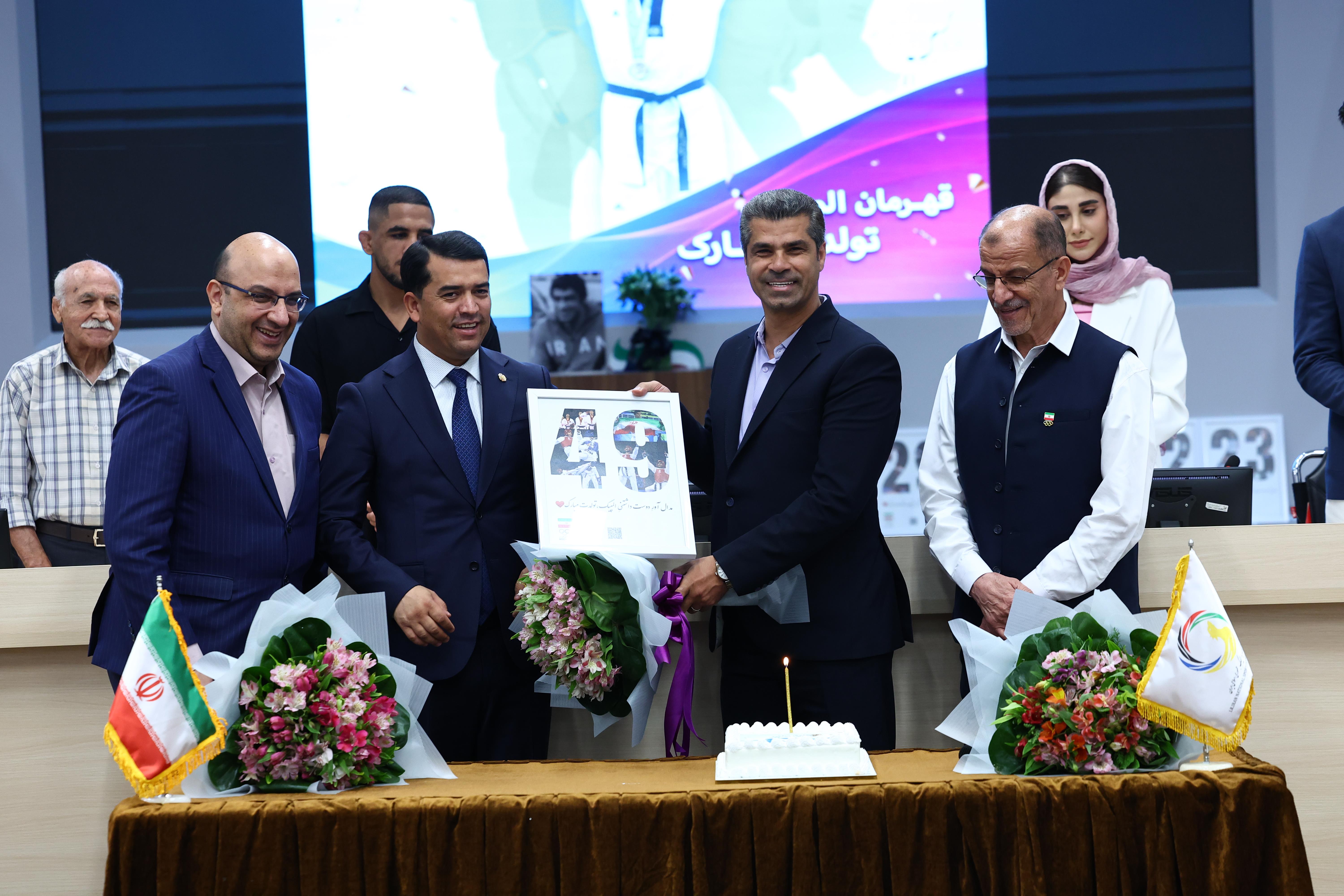 مراسم تولد مدال آوران ادوار المپیک، ماه های خرداد، تیر، مرداد